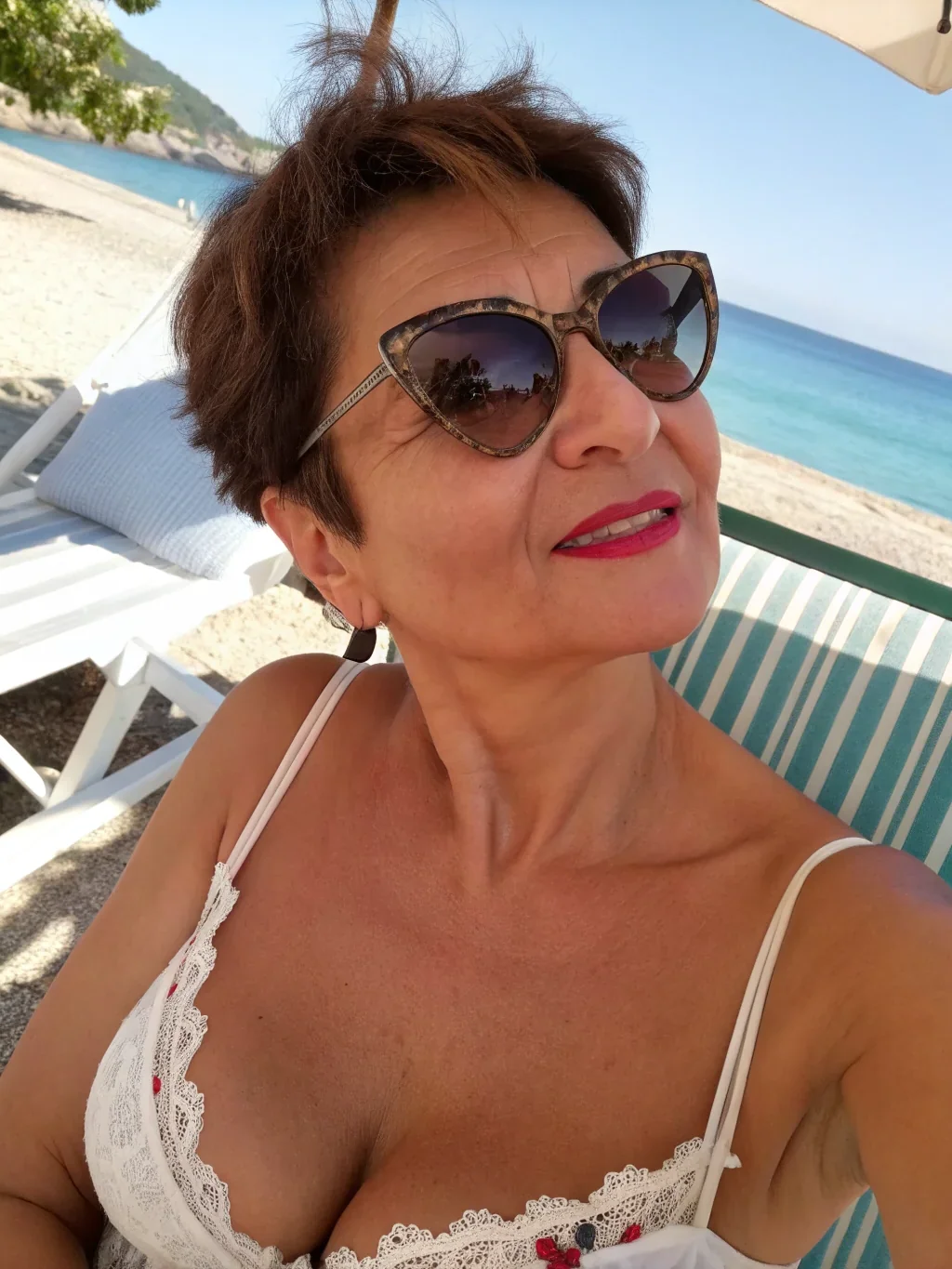 Nélia